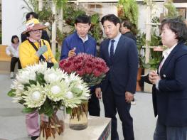 고양특례시의회 김운남 의장, 2025 고양국제꽃박람회 현장 방문 기사 이미지