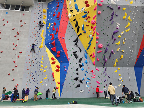 파주시, 국제규격 인공암벽장 문 열었다…