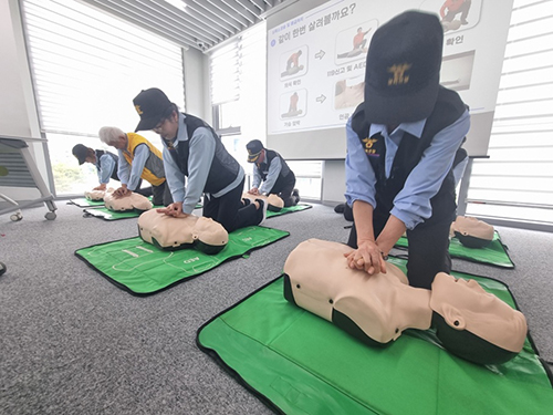 파주시 문산읍 실버경찰대, 심폐소생술 응급처치교육 이수…
