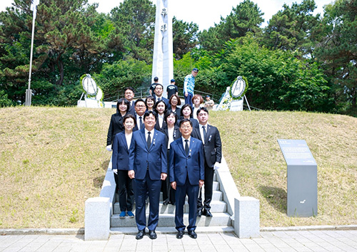 손배찬 파주시장 당선인, 제71회 현충일 추념식 참석... "순국선열의 숭고한 희생 잊지 않겠다"