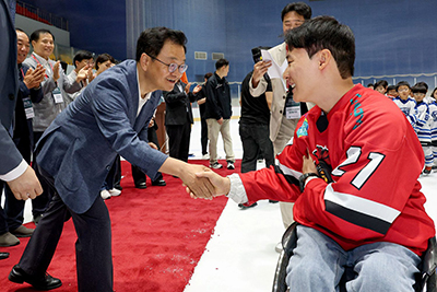 고양어울림누리 얼음마루에서 ‘2026년 제2회 고양특례시장배 파라⋅유소년 어울림 아이스하키대회’ 열려